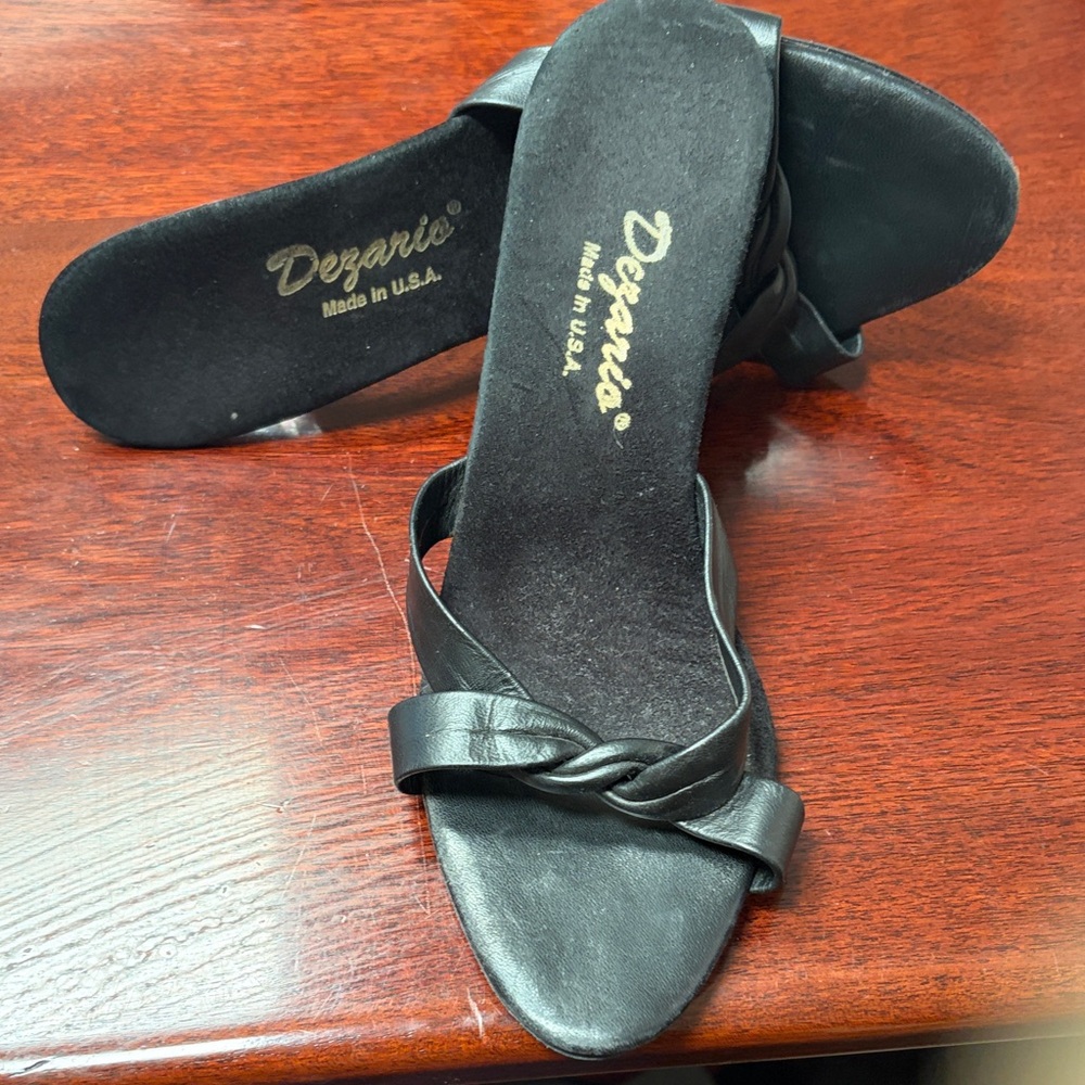 Vintage Dezario Black Braided Strap Slide Heels